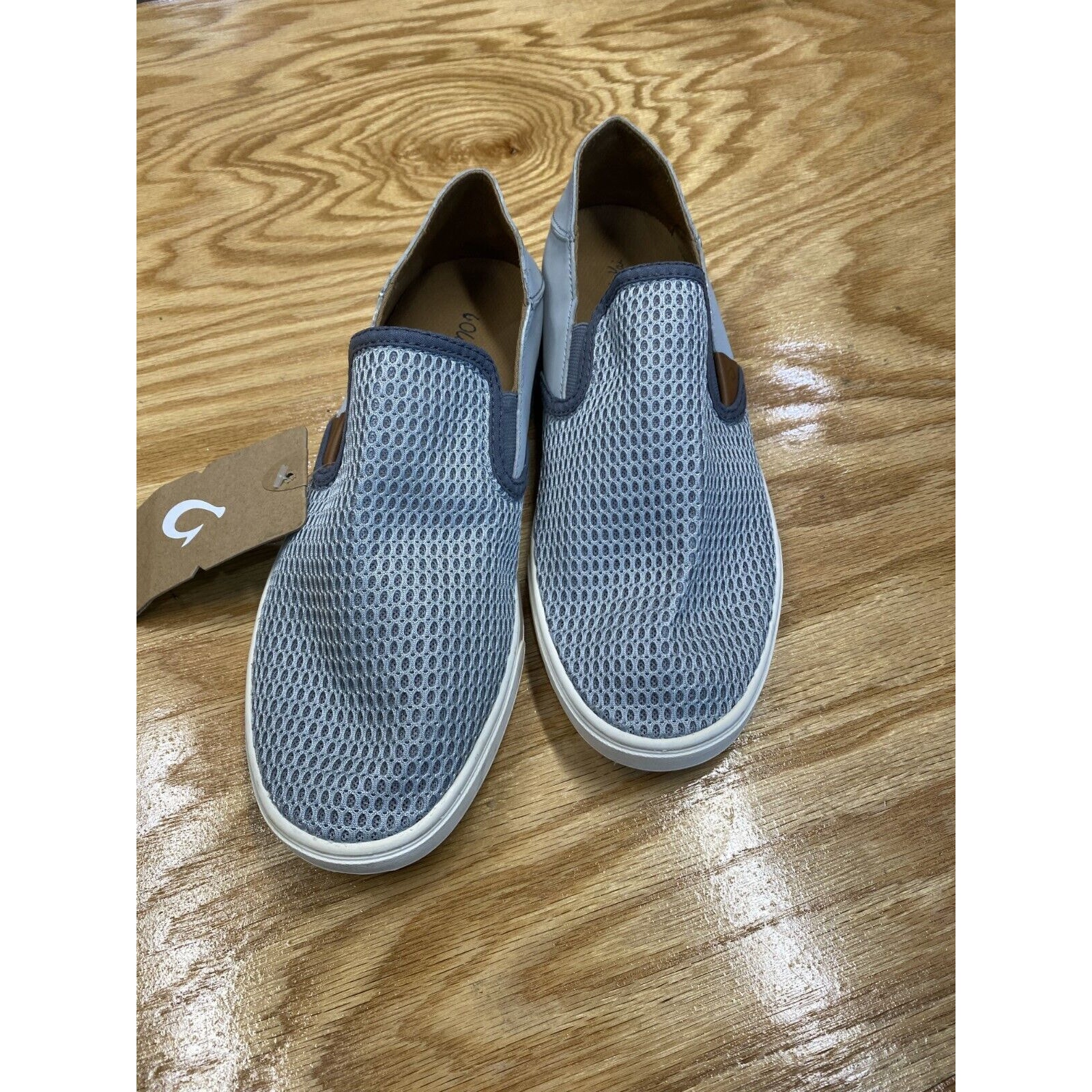 Olukai Pehuea Sneakers Women's 9 Light Gray Mesh Slip On Low Comfort Shoes S56